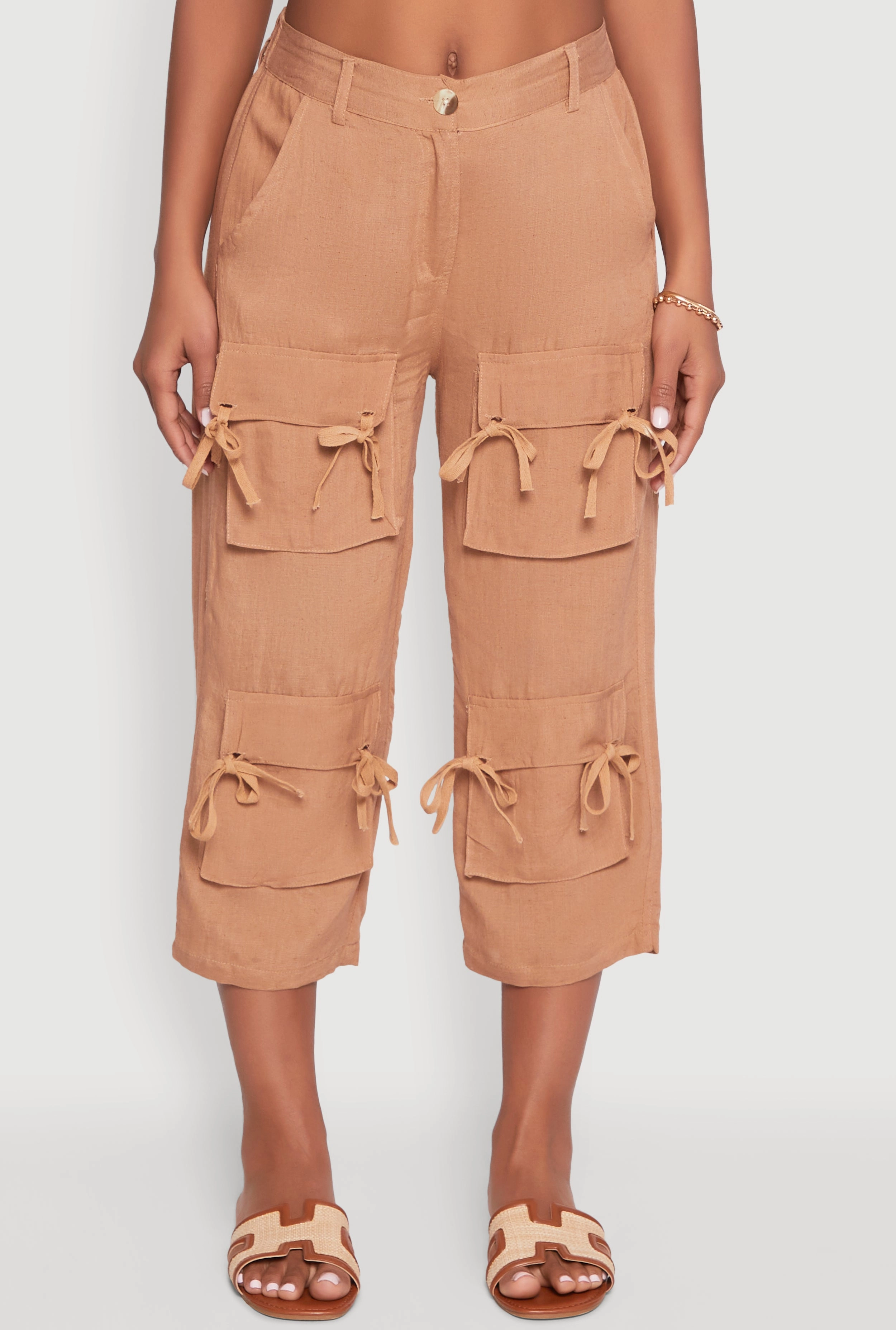 Bow Cargo Pocket Capri Pants