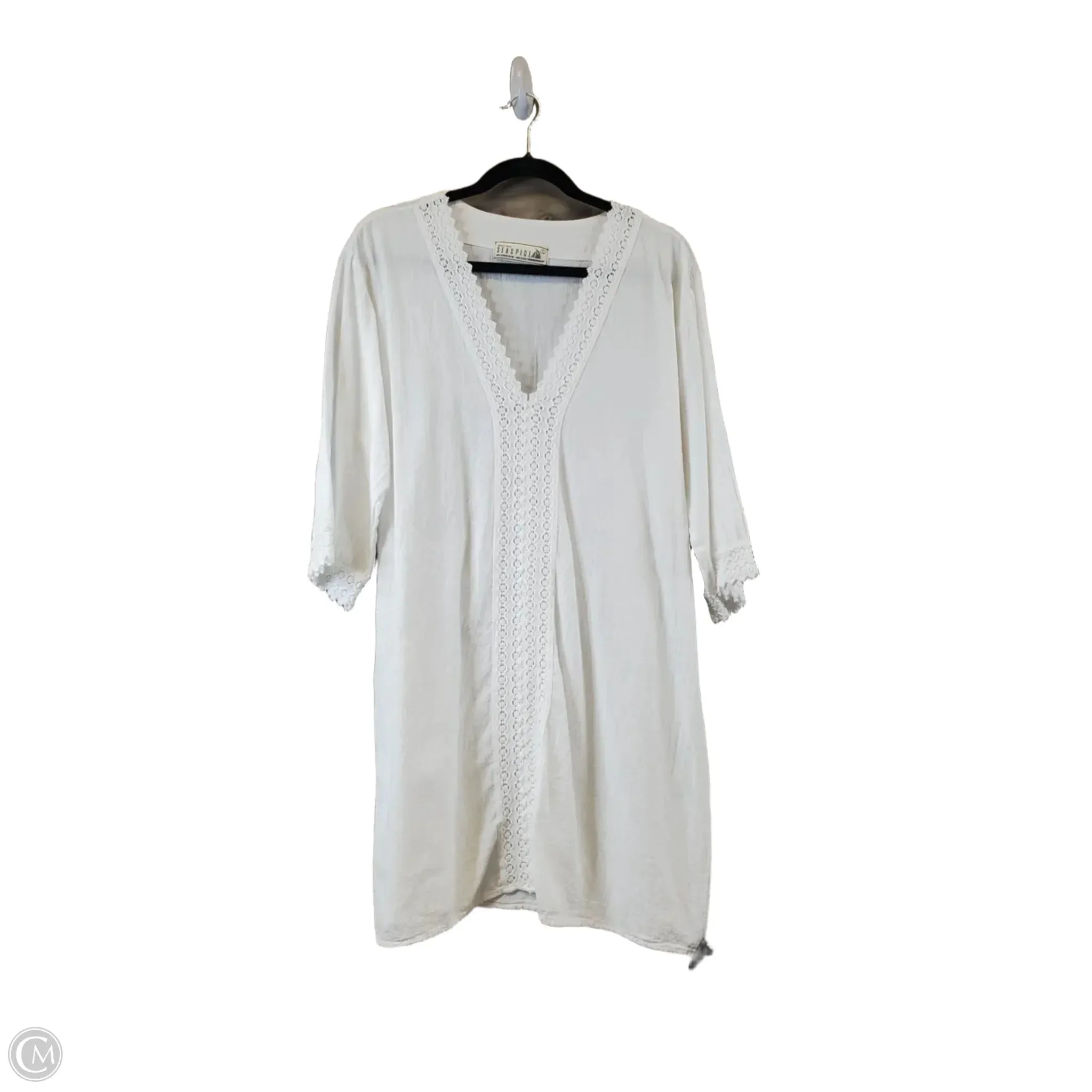 Dress Casual Short By Clothes Mentor In White, Size: L