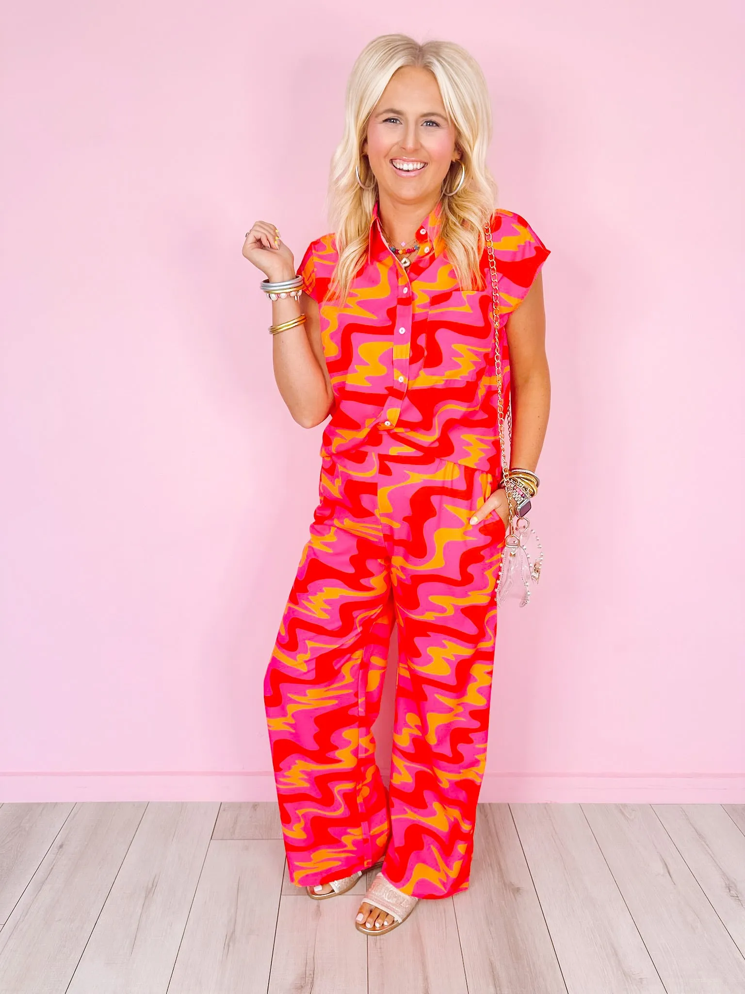 GROOVE ON THE DANCE FLOOR BUTTON UP TOP - FUCHSIA
