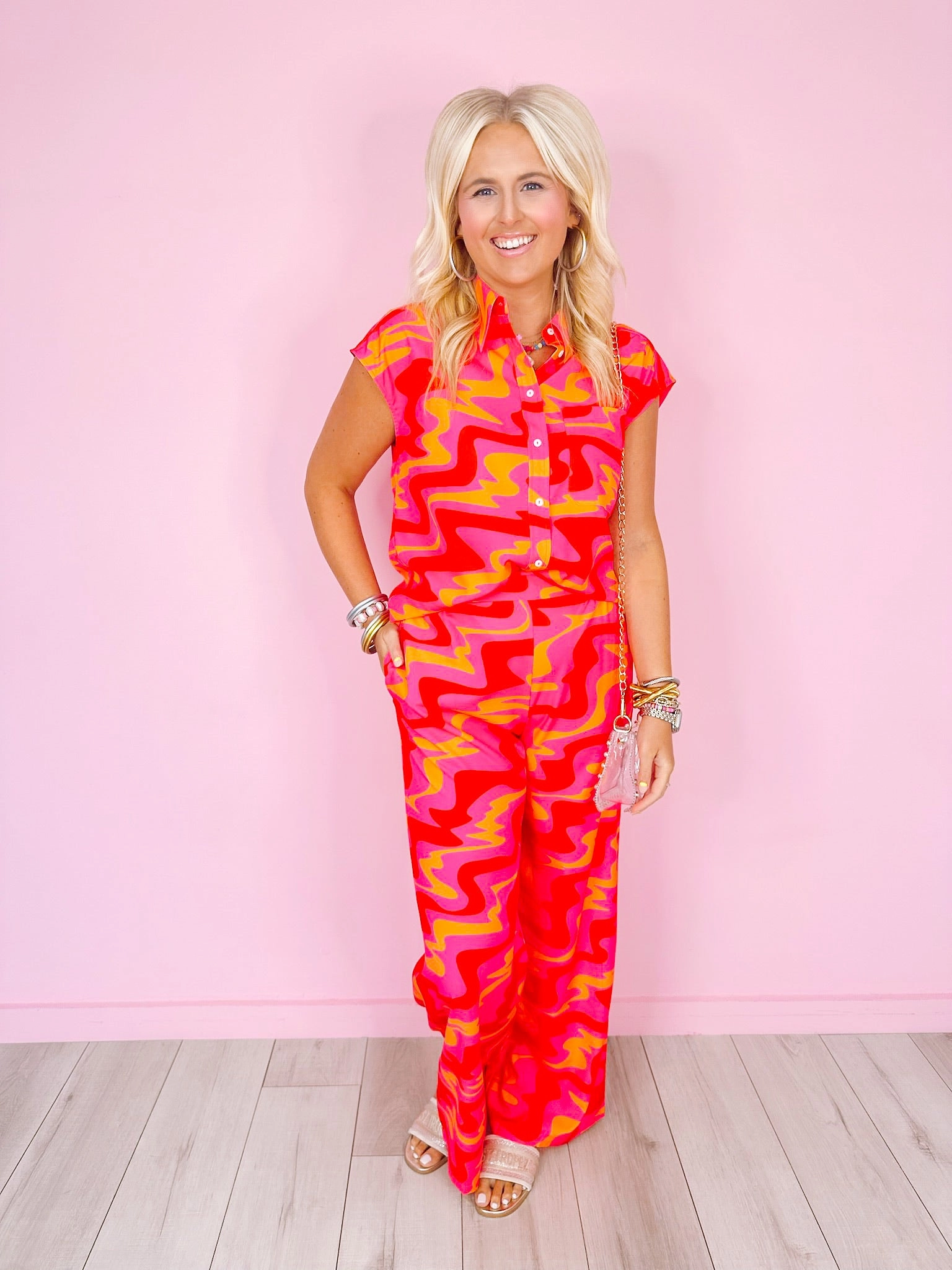 GROOVE ON THE DANCE FLOOR BUTTON UP TOP - FUCHSIA
