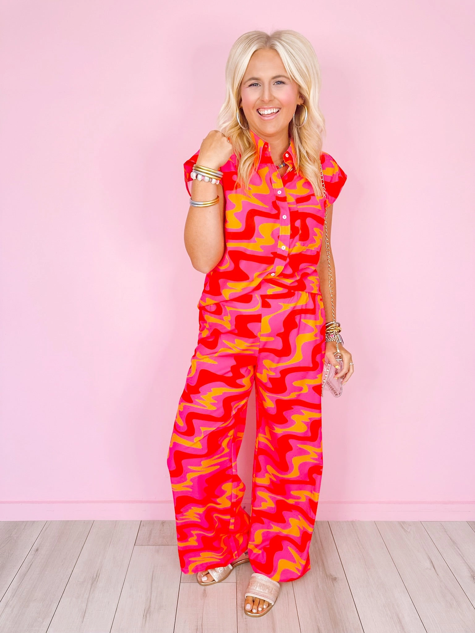 GROOVE ON THE DANCE FLOOR BUTTON UP TOP - FUCHSIA