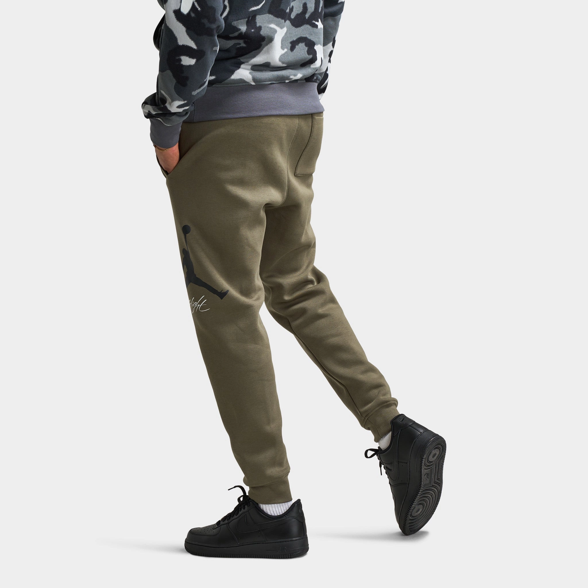 Jordan Essentials Fleece Baseline Pants Medium Olive / Black