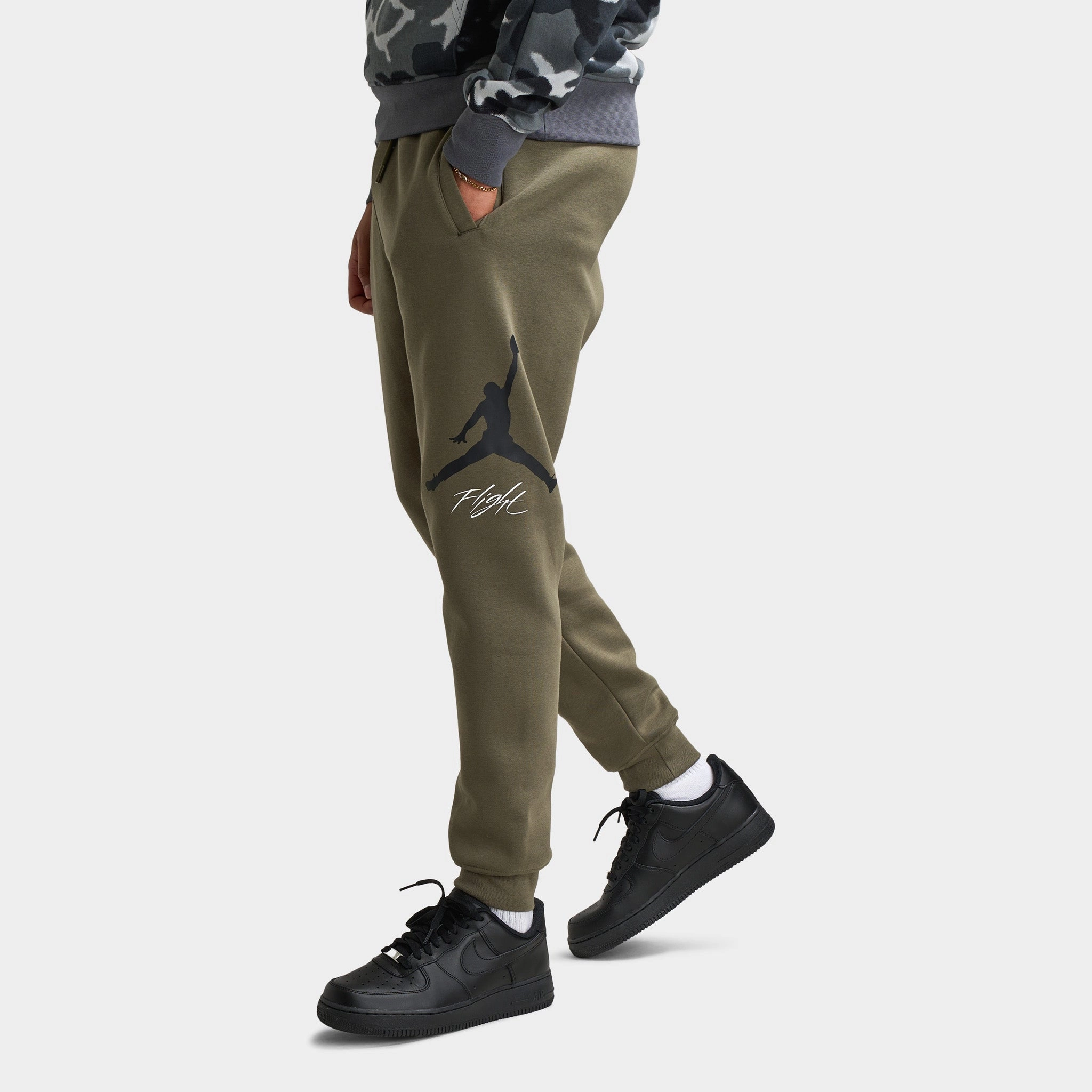 Jordan Essentials Fleece Baseline Pants Medium Olive / Black