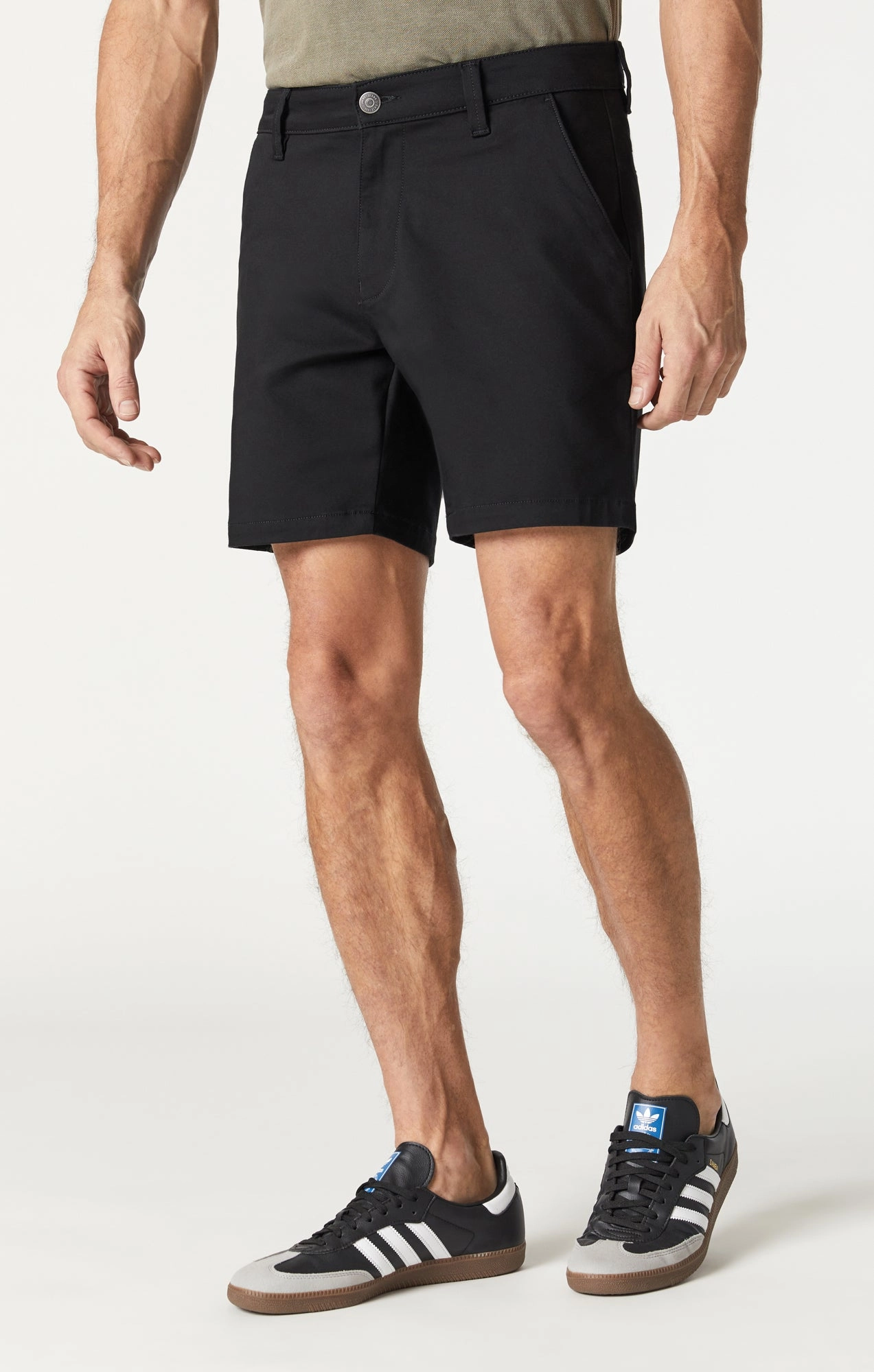 NATE SHORTS IN BLACK TECH