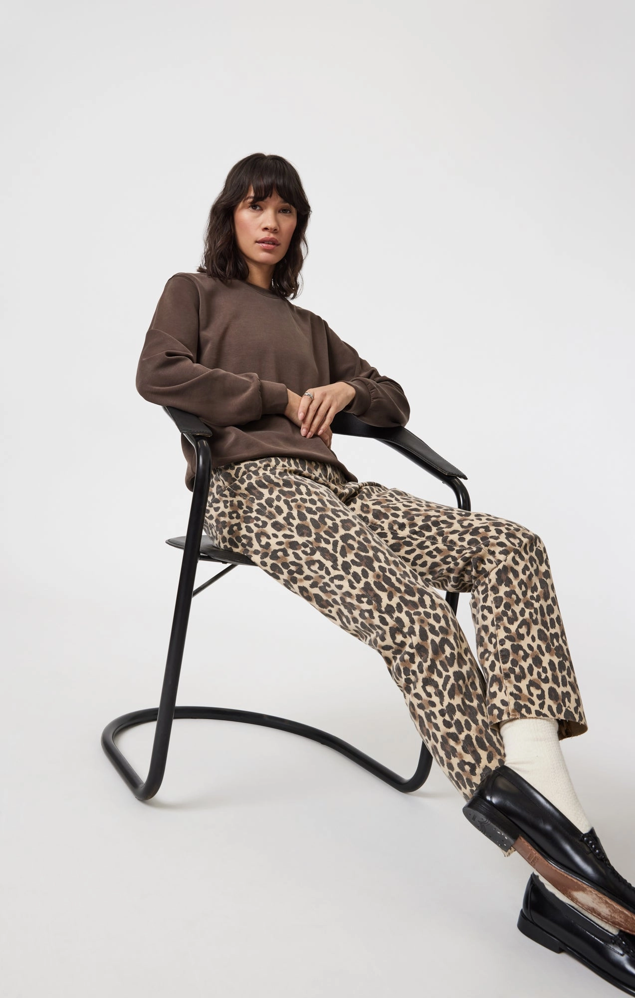 NEW YORK STRAIGHT LEG IN LEOPARD DENIM