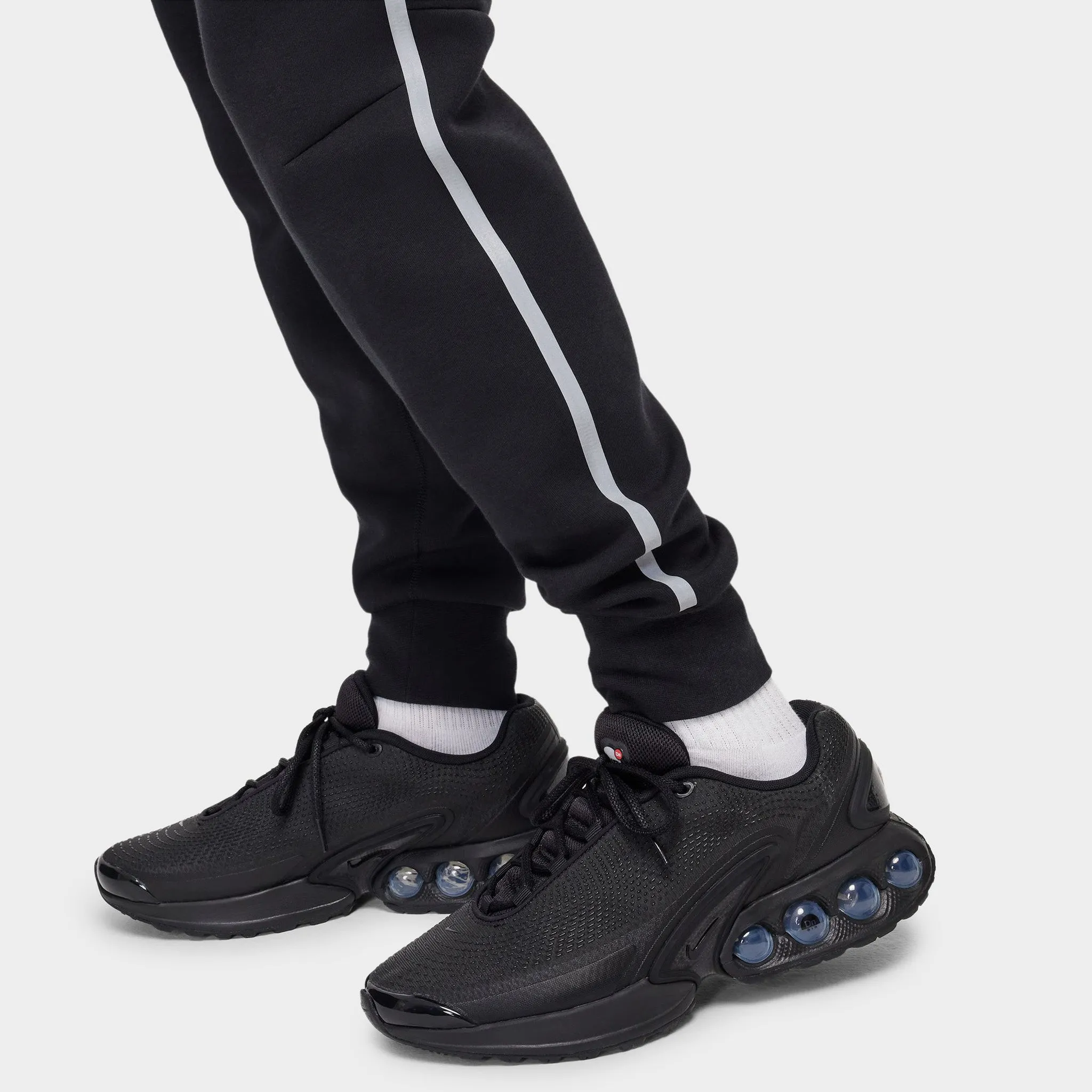 Nike Sportswear Tech Fleece Jogger Black / Bemis Silver