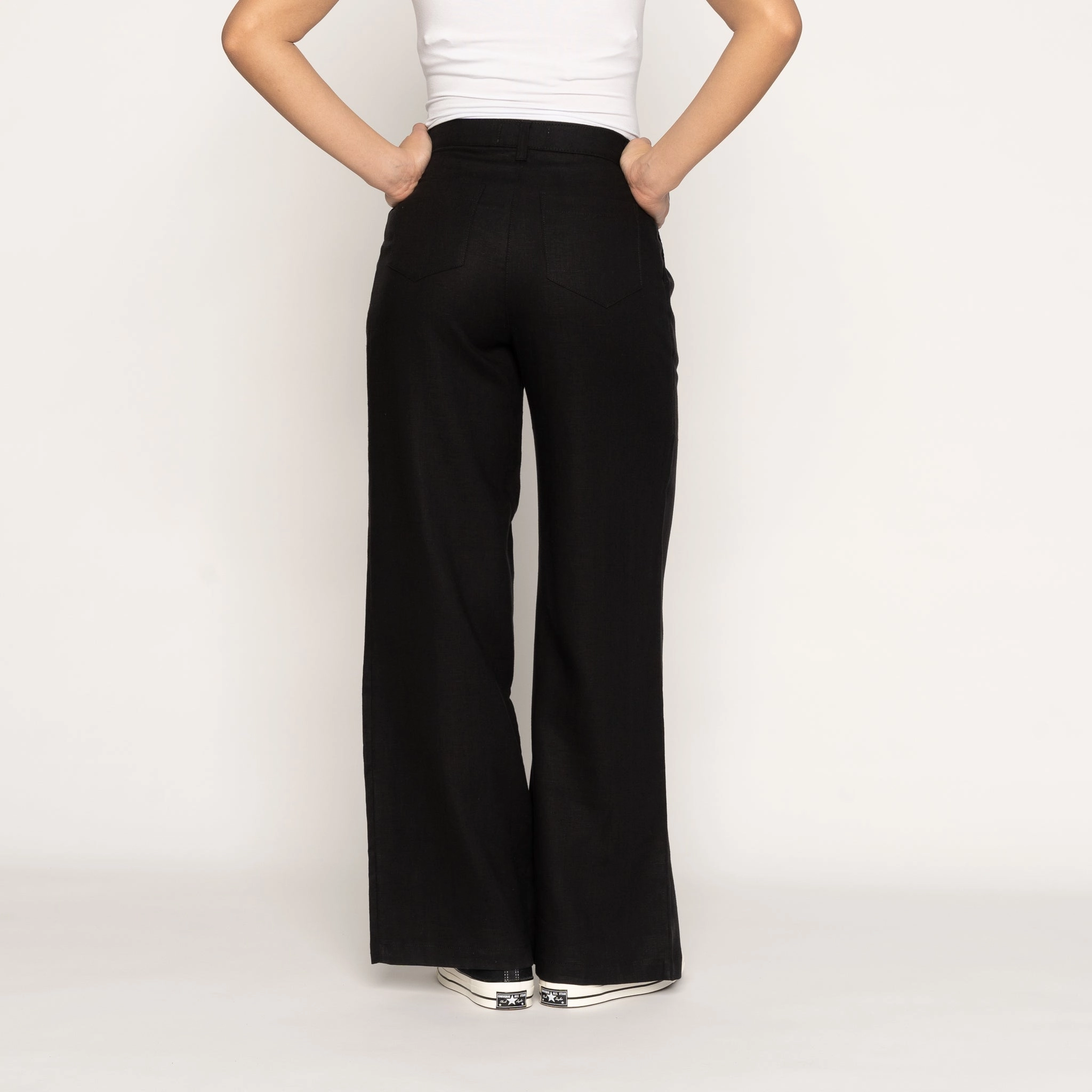 Relaxed Pleated Trouser - French Linen Fine Canvas - Black