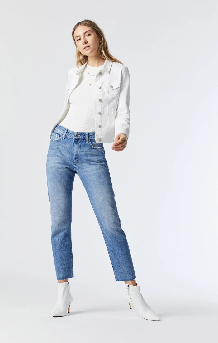 SAMANTHA JACKET IN DOUBLE WHITE SUPERSOFT