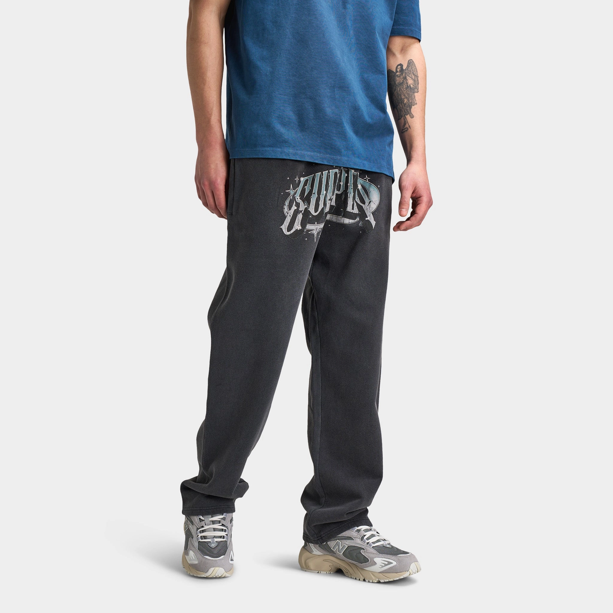 Supply & Demand Chrome Star Pants / Washed Black
