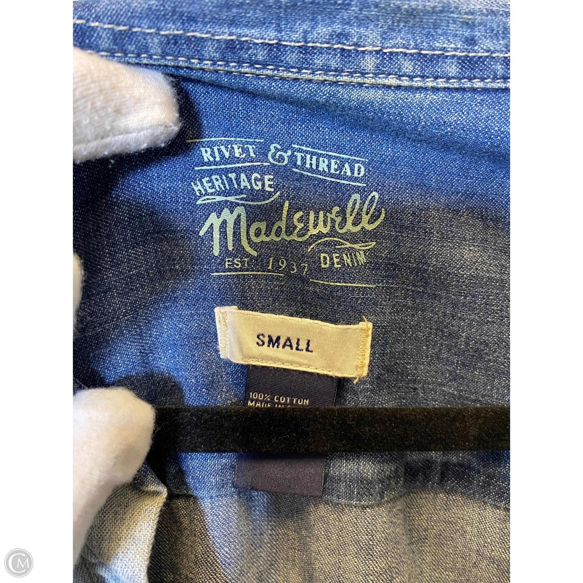 Top Long Sleeve By Madewell In Blue Denim, Size: S