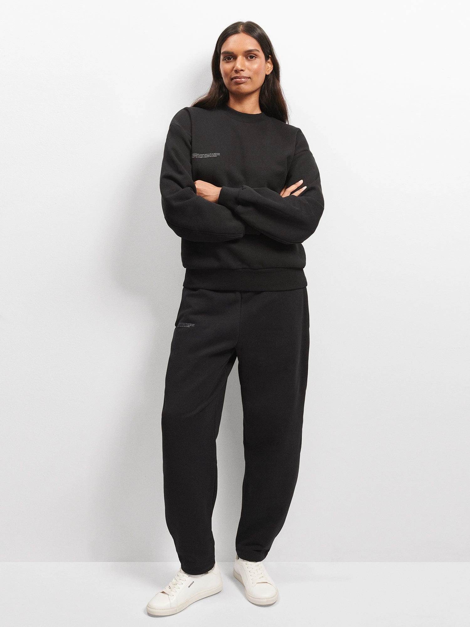 Womens DNA Sweatshirt—black