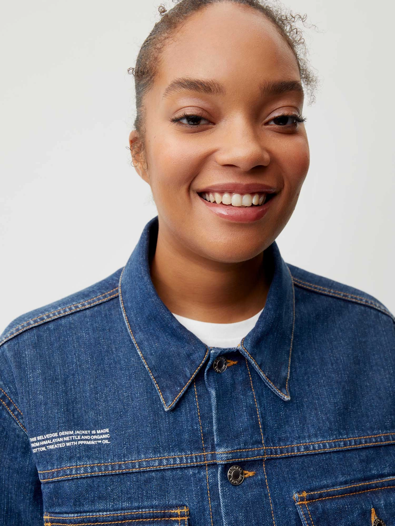 Womens Nettle Denim Jacket—mid wash