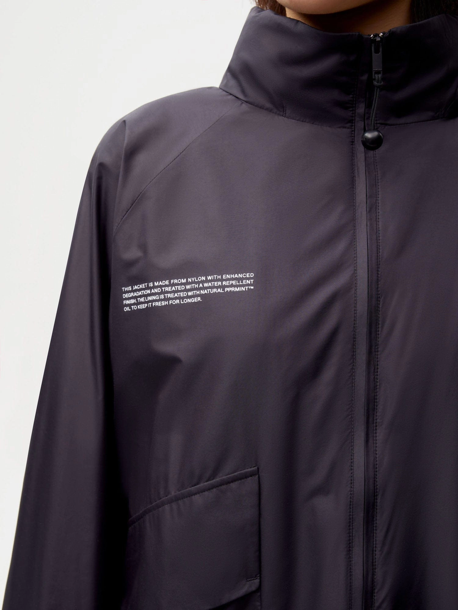 Womens Nylon Jacket—black